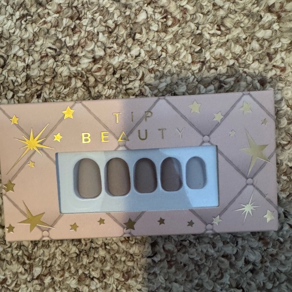 2 Sets of Tip Nails Fake Nails - Picture 2 of 5